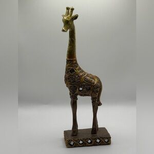 Brass/gold decorative giraffe